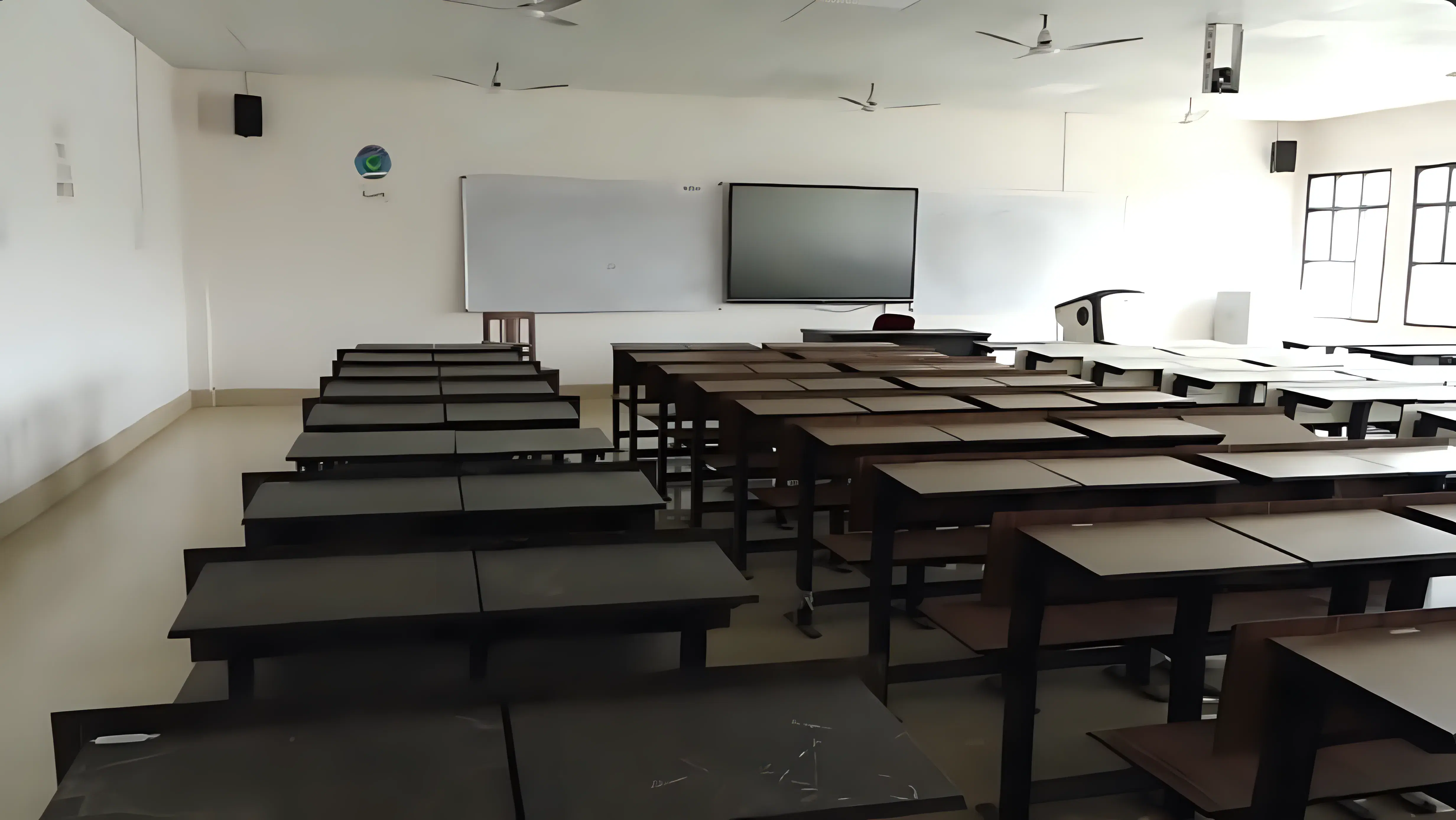 Uttar Pradesh Textile Technology Institute Kanpur Facilities photo 2